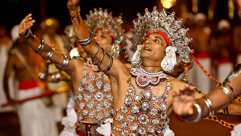 kandyan-dance-and-drum-show-mob